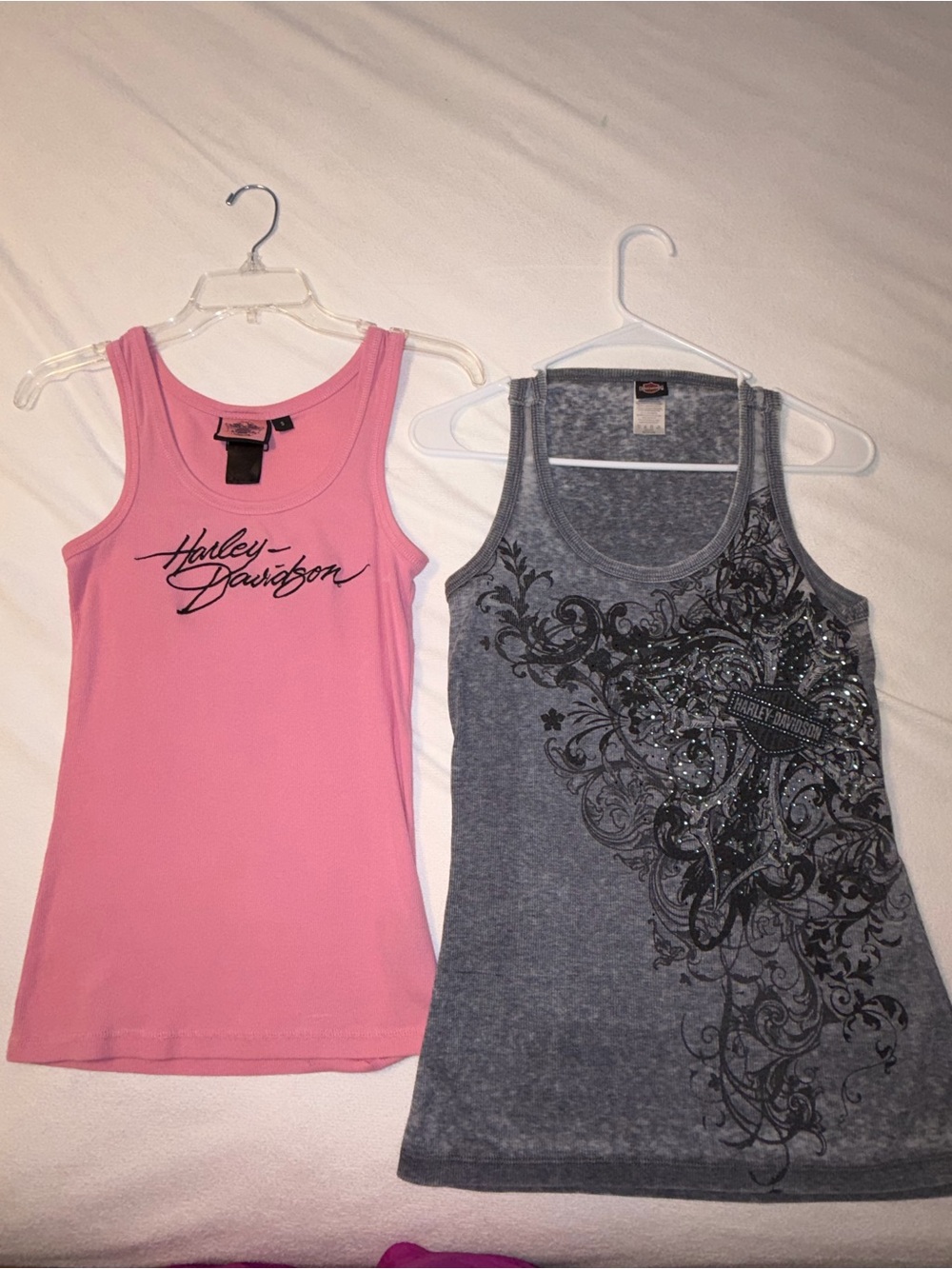 Harley-Davidson Women's Pink & Gray Tank Tops bundle - Picture 1 of 6